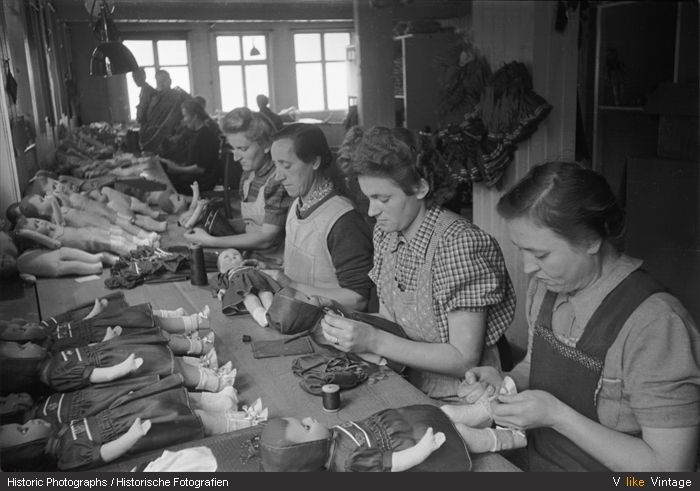 Sonneberg doll factory.jpg