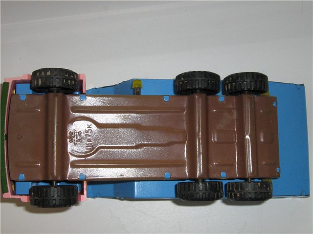 70140197d2ee.jpg