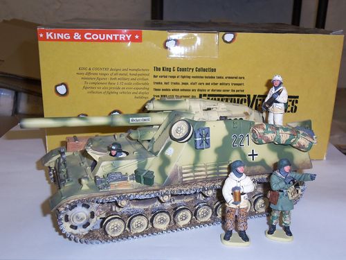 KING AND COUNTRY WS079 WINTER HUMMEL GERMAN MILITARY PANZER TANK.jpg
