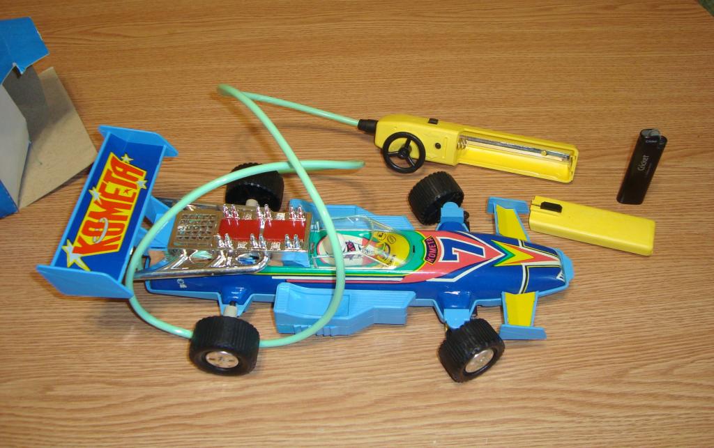 2500082363_3.jpg