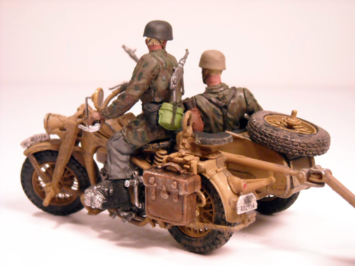 Forces Of Valor German KS 750 Z&#252;ndapp Side Car Fallschirmpanzerdivision Poland`44 #82206_28.jpg