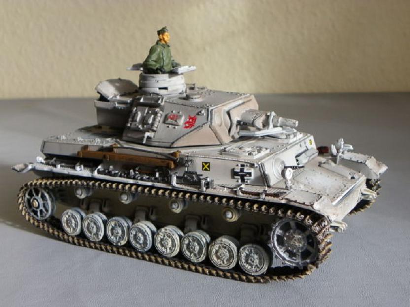 Forces of Valor Panzer IV Tank Ausf.F Eastern Front 1941 80317_12.jpg